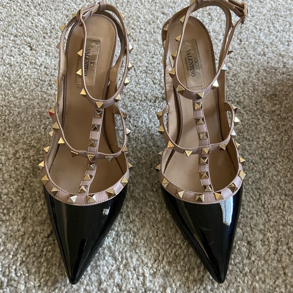 Valentino Patent Rockstud Caged Pump 100mm